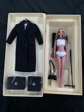 Defa Lucy Series 1 Icon Model 03 - Adult Collector Fashion Doll