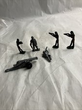 W- 6 VINTAGE LEAD ARMY MEN And Cannon Great Condition-8