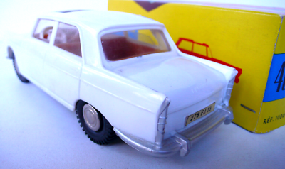 FRANCE JOUET 404 PEUGEOT TÉLÉGUIDÉE PLASTIQUE