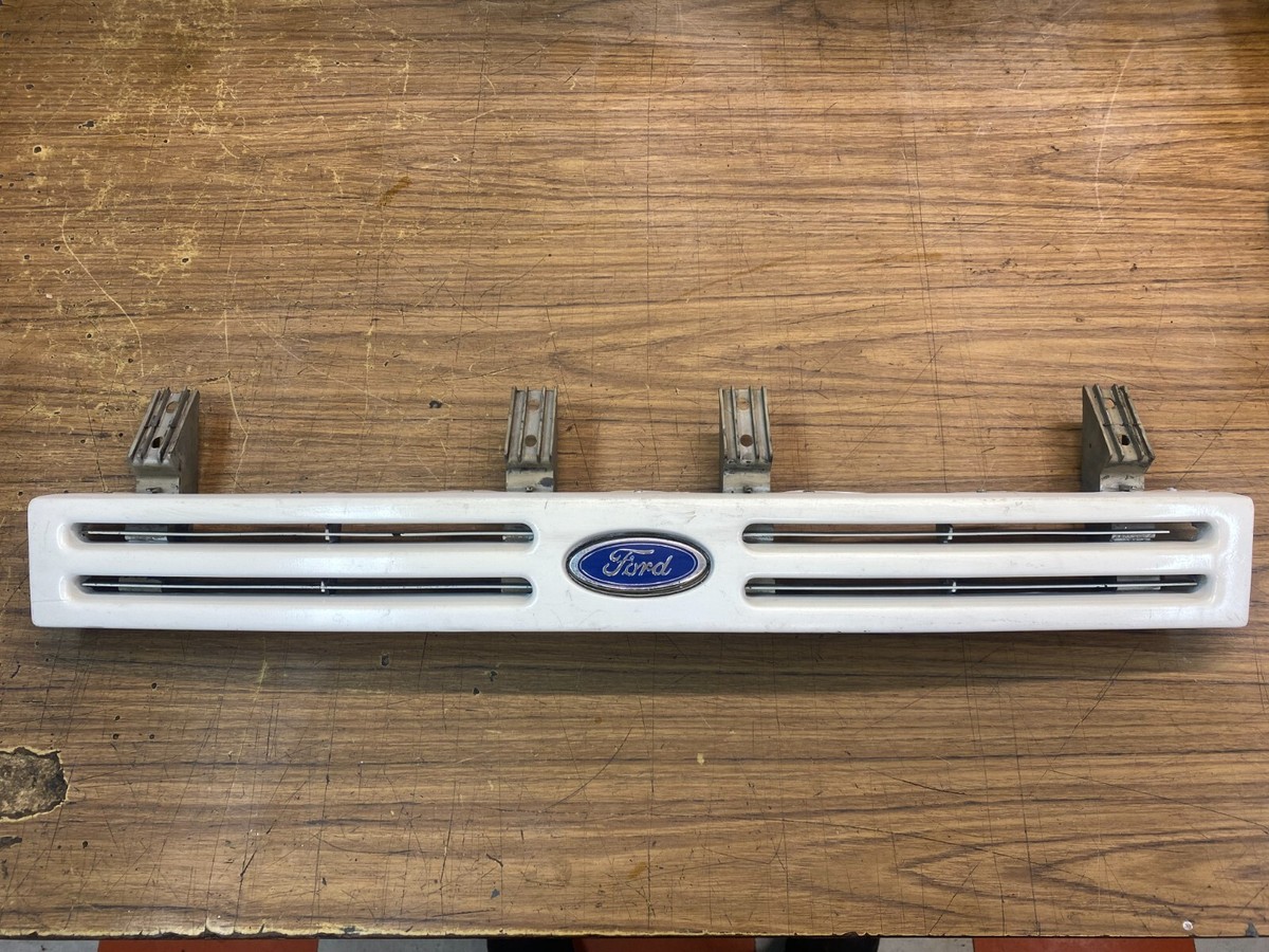 Ford Falcon XF Fairmont Front Centre Grille 84DA-8150-AB | eBay