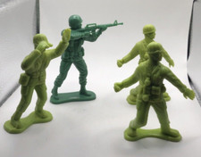 Large 4" Green Army Men Soldier Figure Lot of 4 Greenbrier International