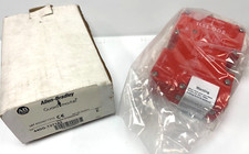 NEW! Allen Bradley 440G-T27183 Allen Bradley Guardlock Switch TLS3-GD2