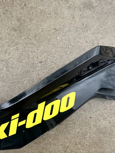 12 13 14 SKI-DOO REV XS MXZ BLACK HOOD LEFT 517305240 24339 - Bild 6 von 11