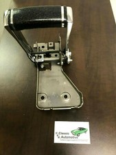 68 69 Camaro Automatic Shifter Assembly Horseshoe Handle Floor Shift Auto 68 69 Camaro Automatic Shifter Assembly Horseshoe Handle Floor Shift Auto
