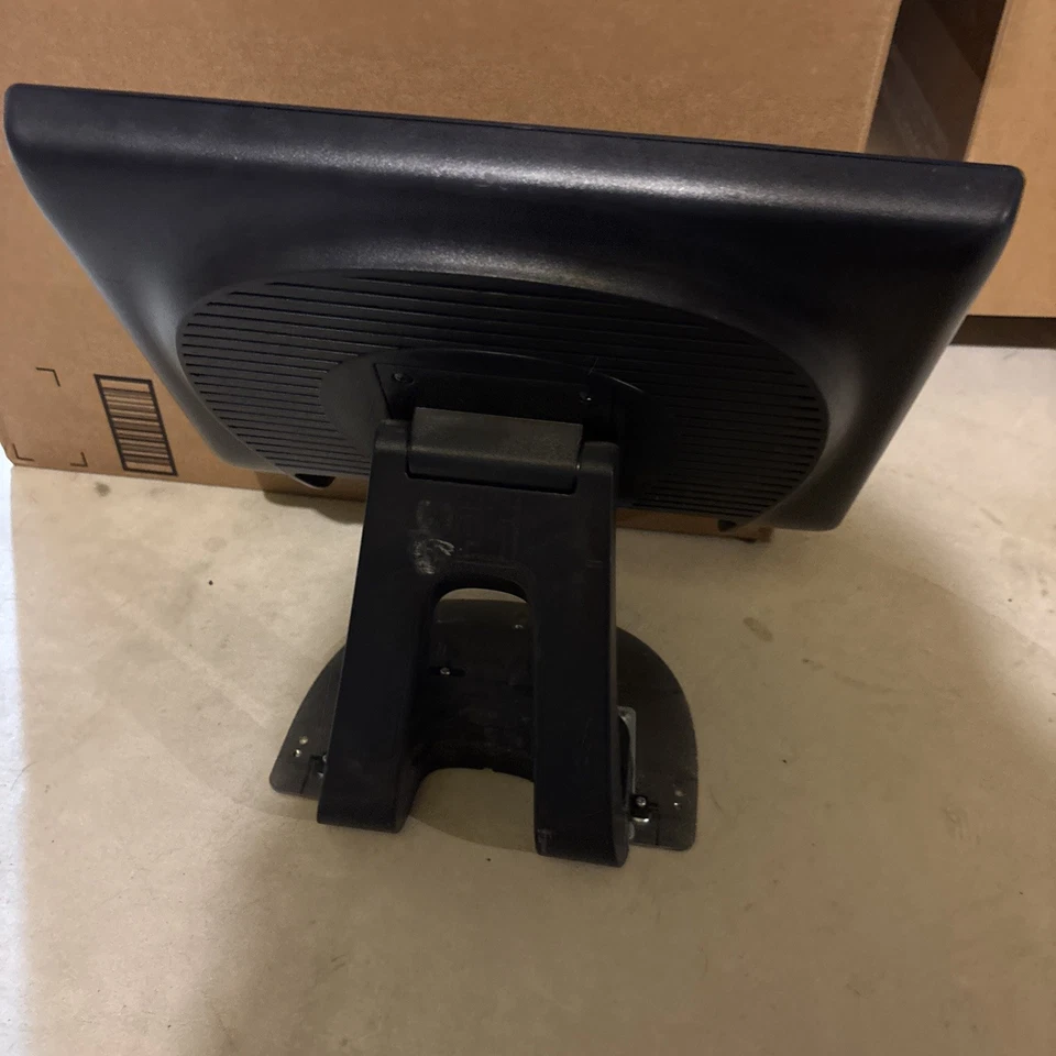 UsedELO ET1515L-7CWC-1-GY-G E280484 15 inch Touch Screen Monitor POS No Cables - Image 2 of 4