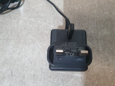 AC/DC Adapter C39280-Z4-C302-1 UK 3-Pin Stecker 5V 300mA Netzteil