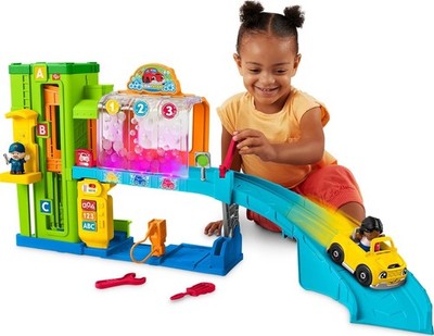 Fisher Price Little People KLEINKIND SPIELZEUG BELEUCHTET LERNEN GARAGE SPIELSET AUTO RAMPE