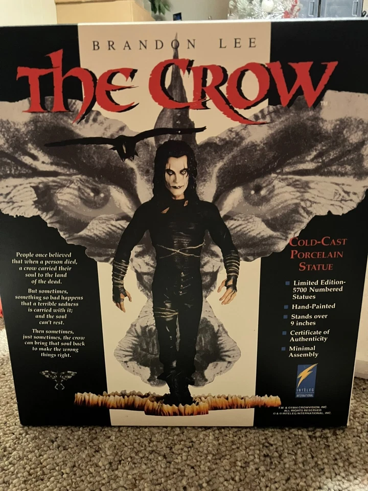 1994 Inteleg The Crow 9" Porcelain Statue Brandon Lee - Image 2 of 4