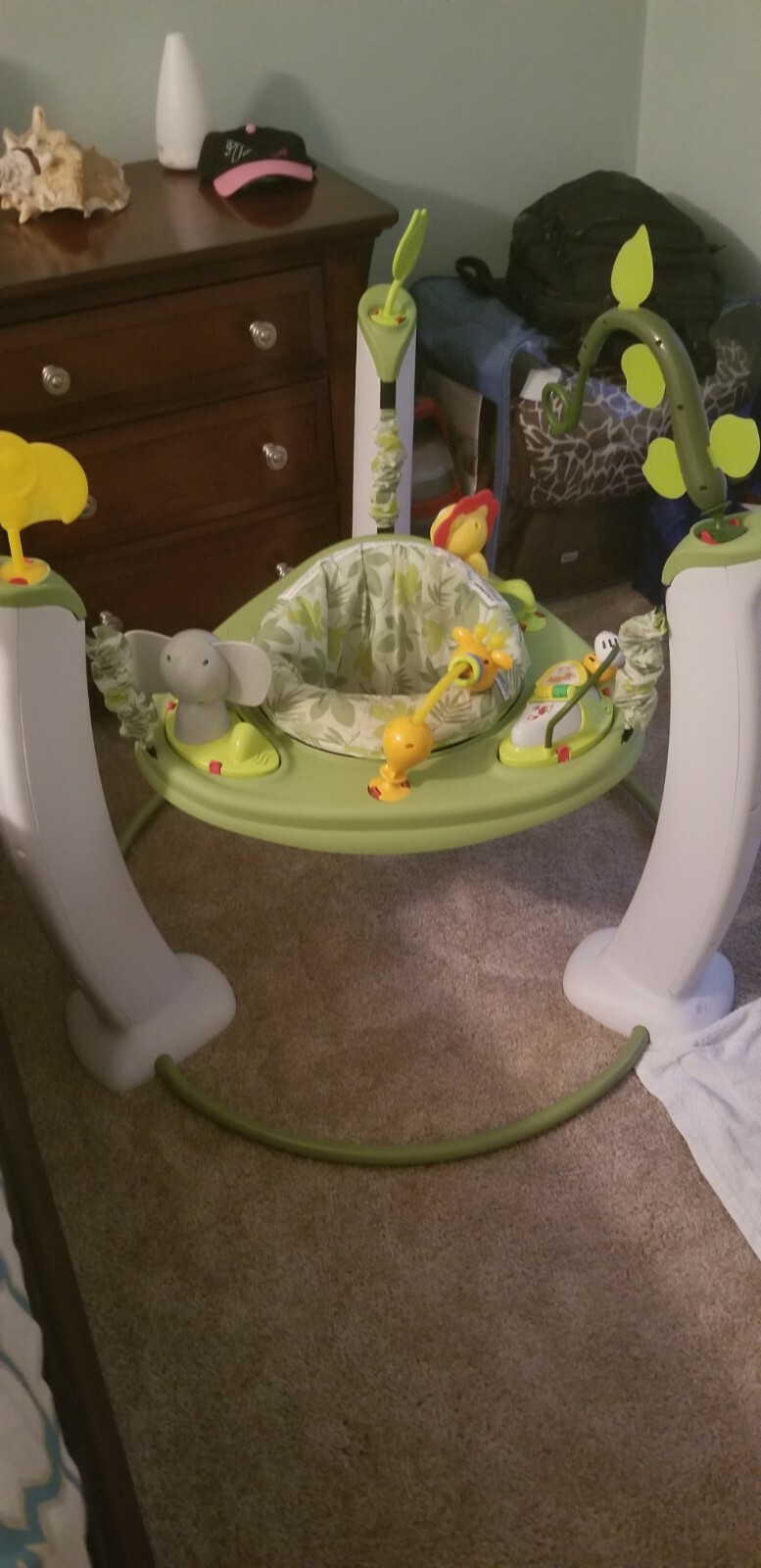 evenflo exersaucer safari friends