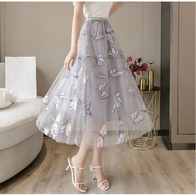 Embroidered top tulle skirt