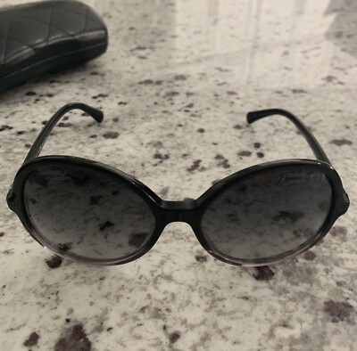 Authentic CHANEL 5351 1561/S8 59‎ 17 140 3P polarized sunglasses w/case Authentic CHANEL 5351 1561/S8 59 17 140 3P polarized  main image 4