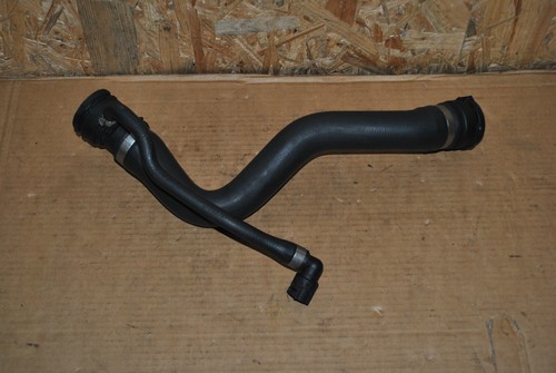 BMW E90 E91 E82 E88 E92 Wasserschlauch Schlauch Wasserkühler Zylinderkopf oben