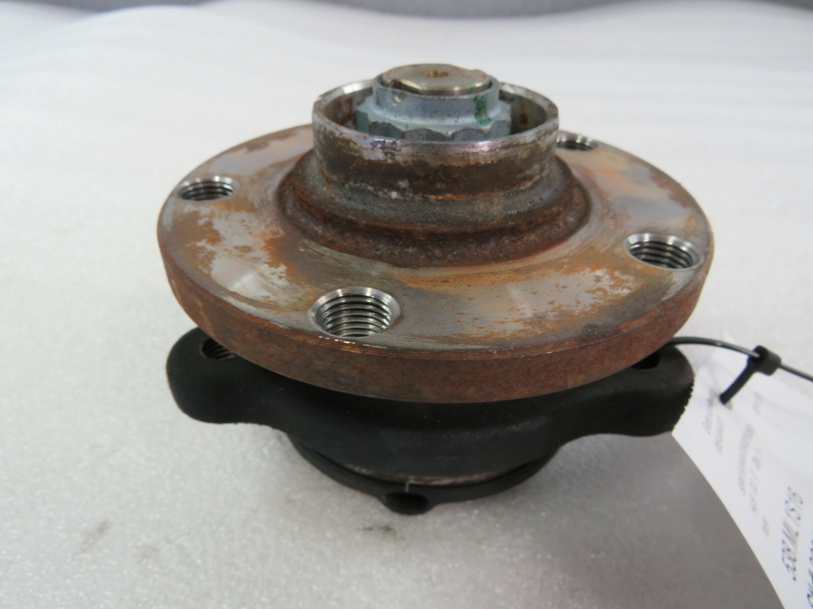 McLaren 570S, Front Wheel Hub, Used 