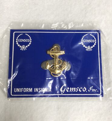Vintage Genuine WW2 US Navy Pin WAVES Wave Women's Insignia Gemsco