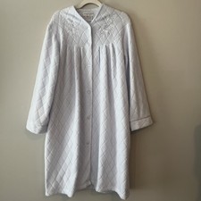 Miss Elaine Classics Robe Housecoat Fleece Floral Embroidery Snap Front M