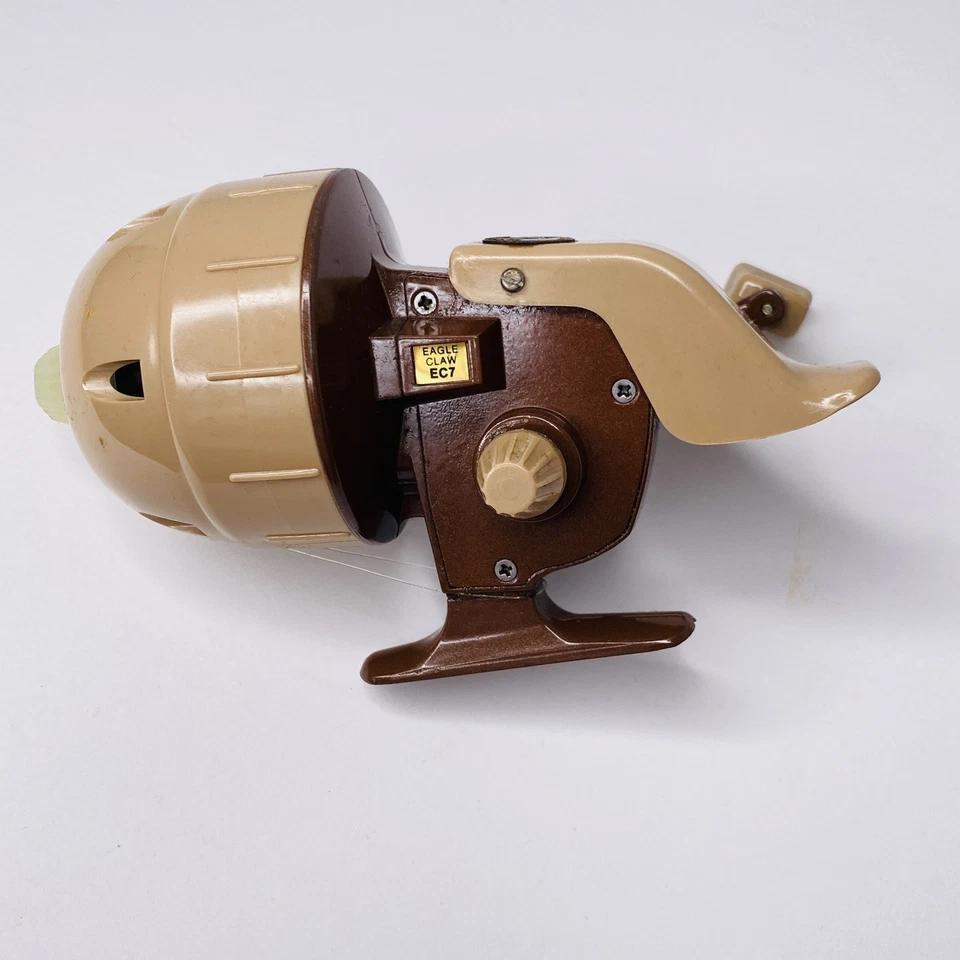 VTG Eagle Claw Spin Casting Fishing Reel Model EC7 USA Orig Manual Spool Grease - Image 3 of 4