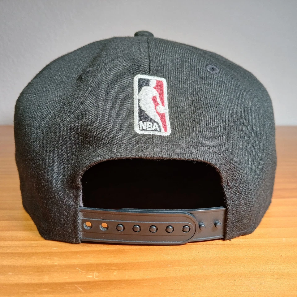 De Colección Portland Trail Blazers New Era Negro Retro Líneas 9FIFTY Para hombres Gorra Snapback Foto 4 de 4