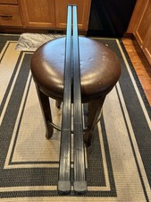 Thule Square Load Bars 50 In . Pair .with End Caps. Nice -sale- Thule Square Load Bars 50 In . Pair .with End Caps. Nice -sale-