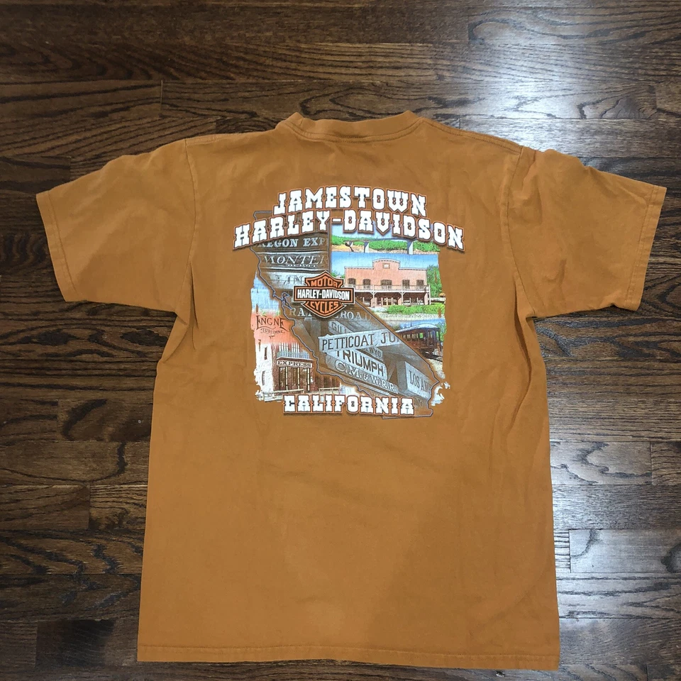 Camiseta Harley-Davison Jamestown Califórnia tamanho grande laranja queimado - Imagem 2 de 4