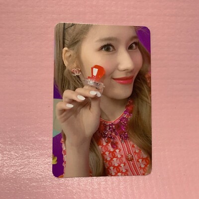 TWICE SANA ビジュアルブック フォトカード付き Amazon.co.jp: Twice sana トゥワイス サナ グッズ フォトカード