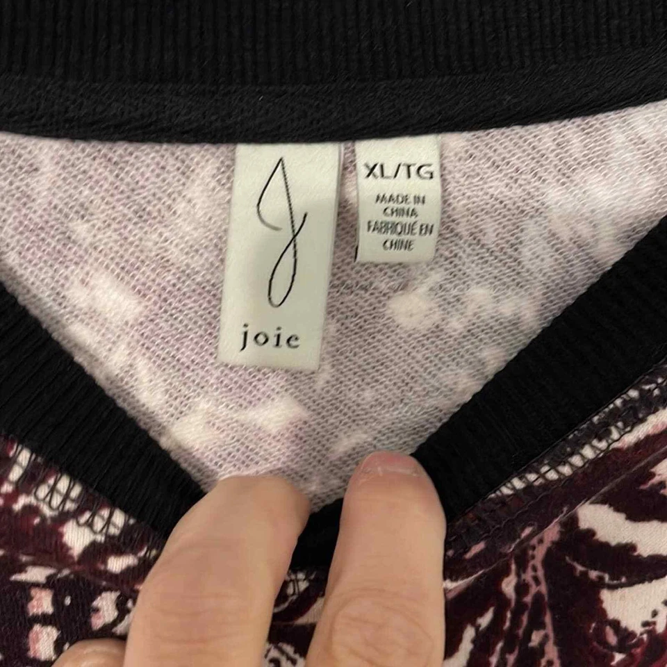 Moletom Joie cropped floral gola larga 100% algodão furos para polegar GG usado - Imagem 2 de 4