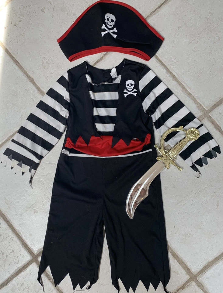 DISFRAZ PIRATA TALLA NIÑO PEQUEÑO 3-4 SOMBRERO/MONO CON CINTURÓN CHALECO Y ESPADA Foto 2 de 4