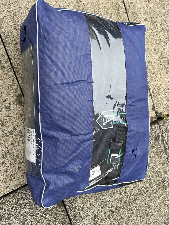 Mark Todd - 6.9” full neck heavyweight turnout (brand new, still bagged) - Image 2 of 3