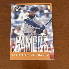 1997 Leaf - Ken Griffey Jr #371