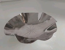 Michael Aram Lotus Bowl Stainless Steel 9" Signed some scratches & Scuffs