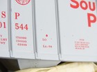 HO Scale Roundhouse Kit 3213 SP Southern Pacific 2-Bay Covered Hopper #401544 — photo 5