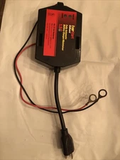 Everstart OnBoard 1.5 Amp Trickle Charge 12V Battery Maintainer Fully Automatic 