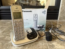 Panasonic KX-TGD220 DECT 6.0 Expandable Digital Cordless Answering System