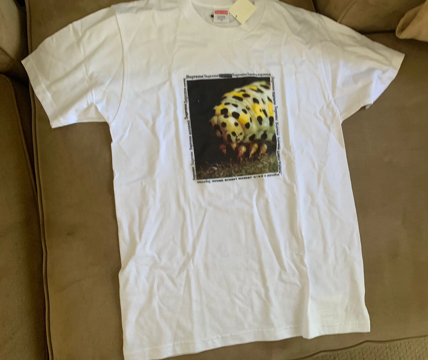 Neuf Rare Supreme DSM Dover Street Market Ginza Caterpillar T shirt blanc taille M