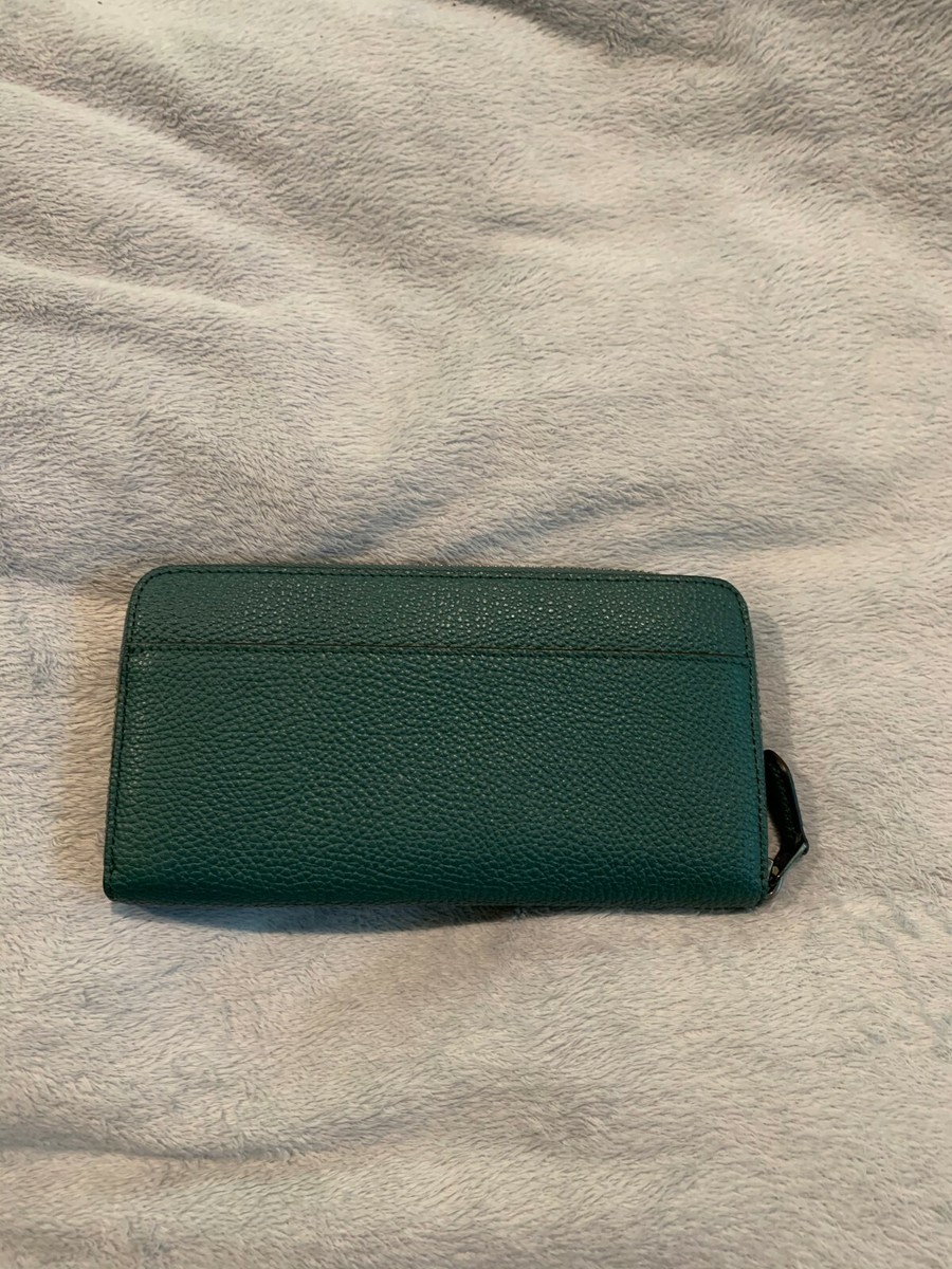 【COACH】Accordion Zip Wallet/Hunter Green NWT Coach Accordion Zip Around Wallet Stone Turquoise