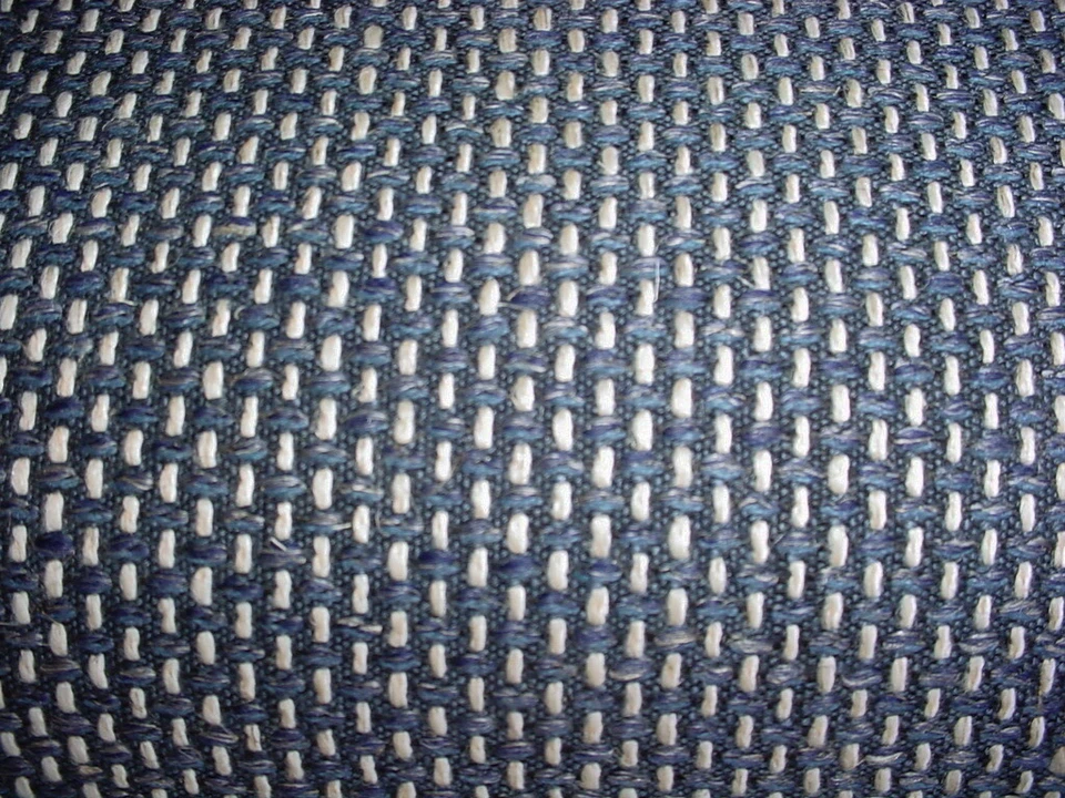 2-5/8Y Brunschwig & Fils 71295 Gravity Blue Wool Basketweave Upholstery Fabric - Image 3 of 4