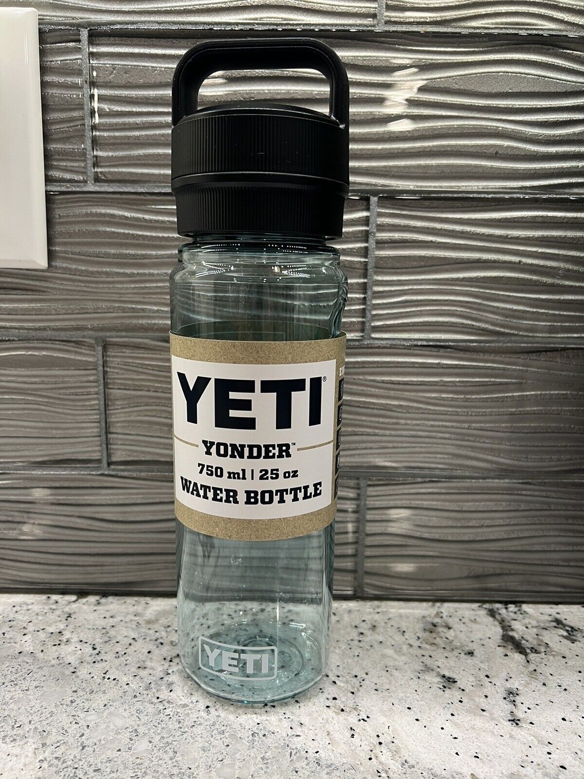 Yeti - 18 oz Rambler Bottle with Chug Cap Cosmic Lilac