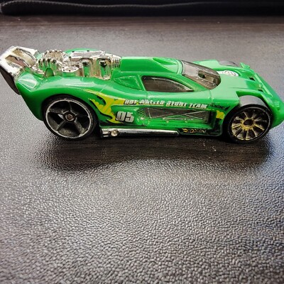 2014 Hot Wheels Spine Buster - Track Builder 5-pack Series