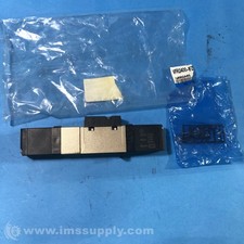 SMC VFR2400-1FZ Valve Double Plug-in Base Mount FNOB