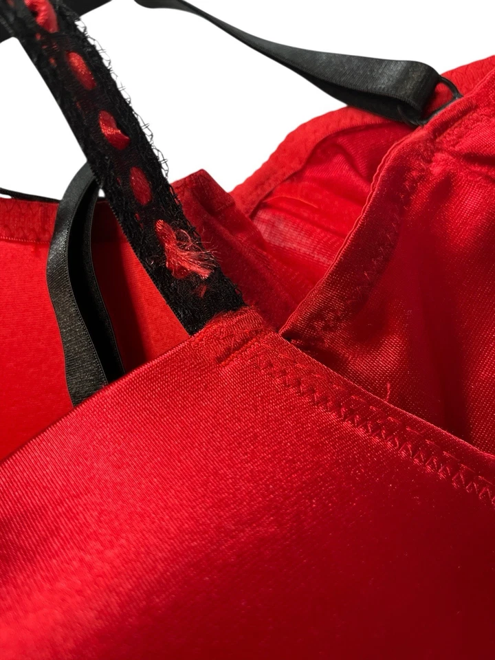 Corsé de encaje Torrid talla 2 negro/rojo Foto 3 de 4