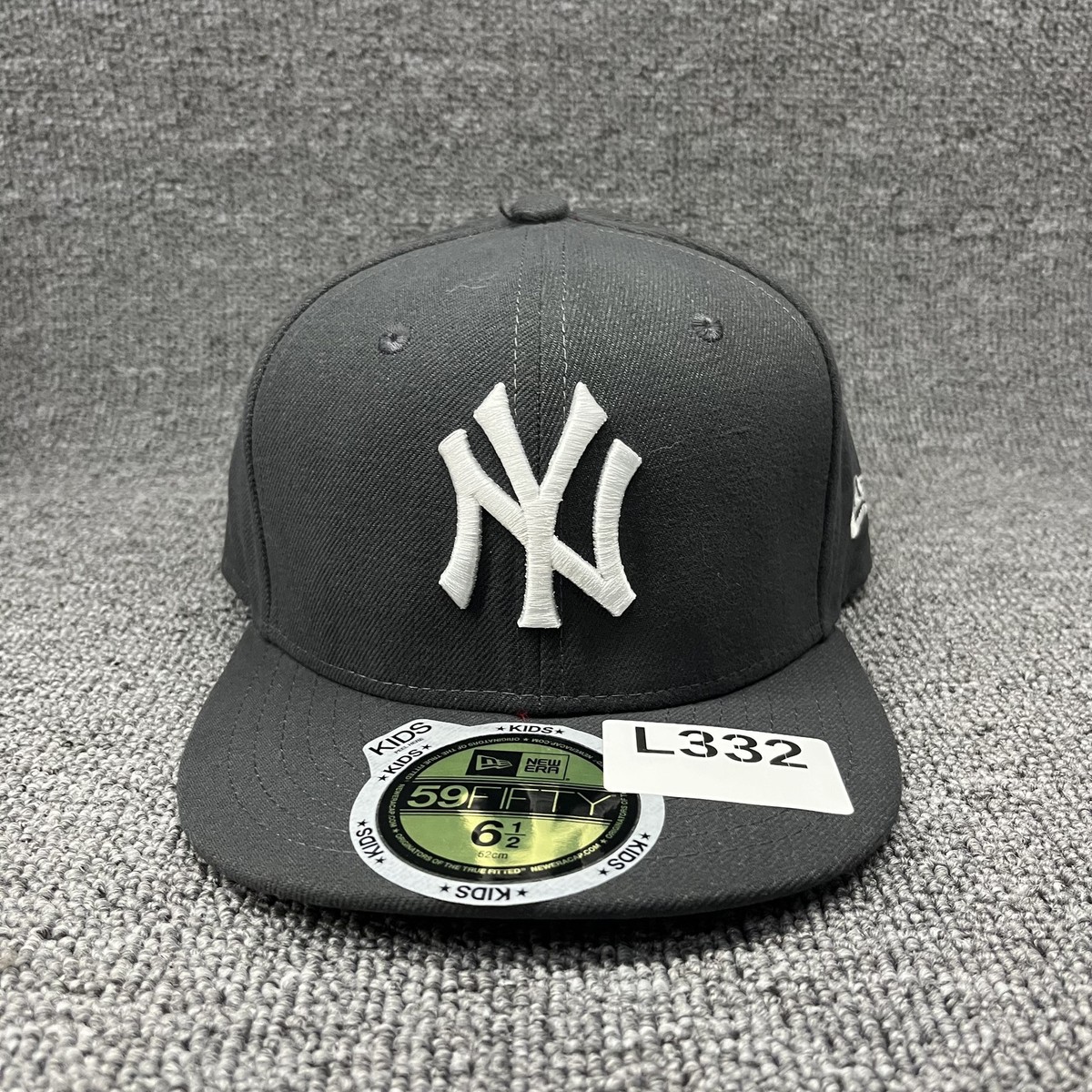 New Era 59FIFTY NY New York Yankees Kids Youth Fitted Hat 6 1/2 Black White