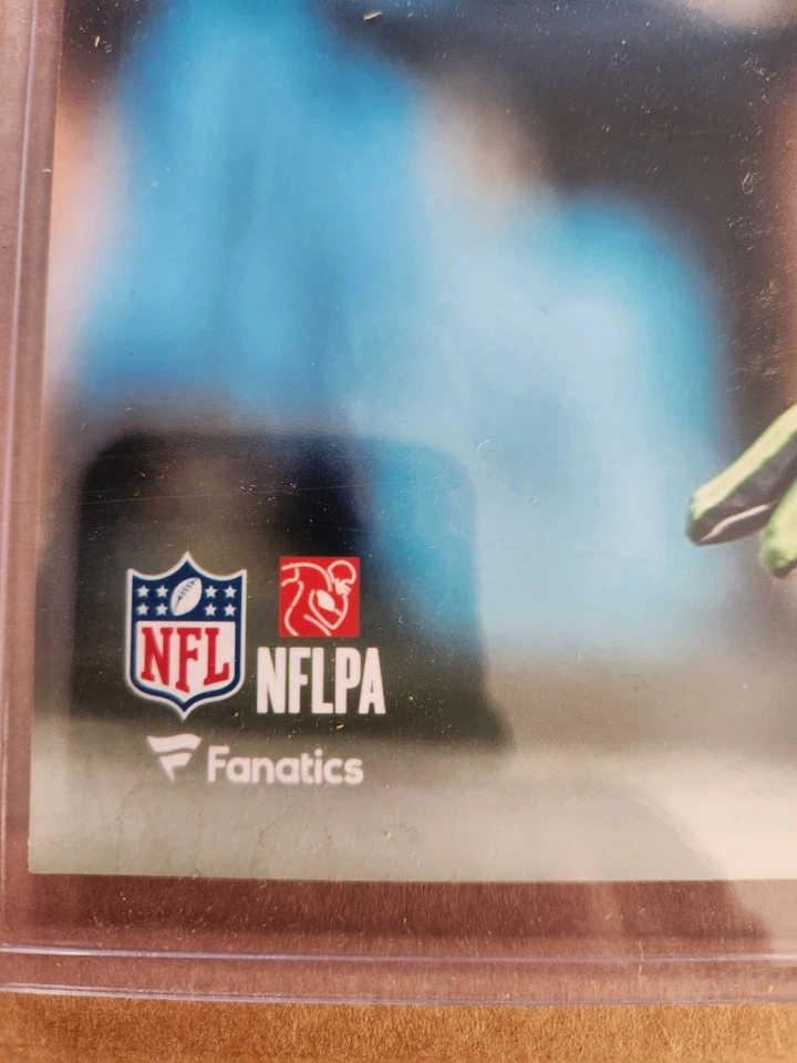 Foto firmada por Earl Thomas de los Seattle Seahawks sin marco 16x20 de la NFL certificada por Beckett Foto 4 de 4