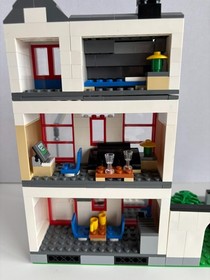 LEGO City House (8403)