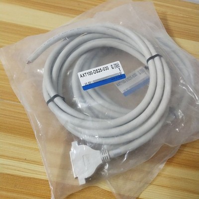 AXT100-DS25-030 D-type auxiliary plug cable assembly