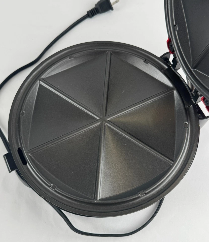 Máquina de quesadilla eléctrica Nostalgia 6 cuñas - Excelente estado Foto 4 de 4