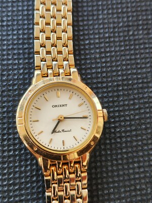 Reloj pulsera ORIENT B059F9 de cuarzo chapado en oro para dama