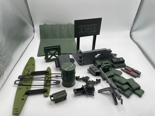 GI Joe various playsets parts lot