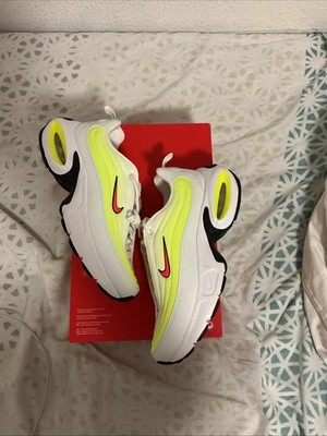 Nike Air Max Portal Summit White White Bright Crimson Size 42 EU 8.5 Neu mit Box