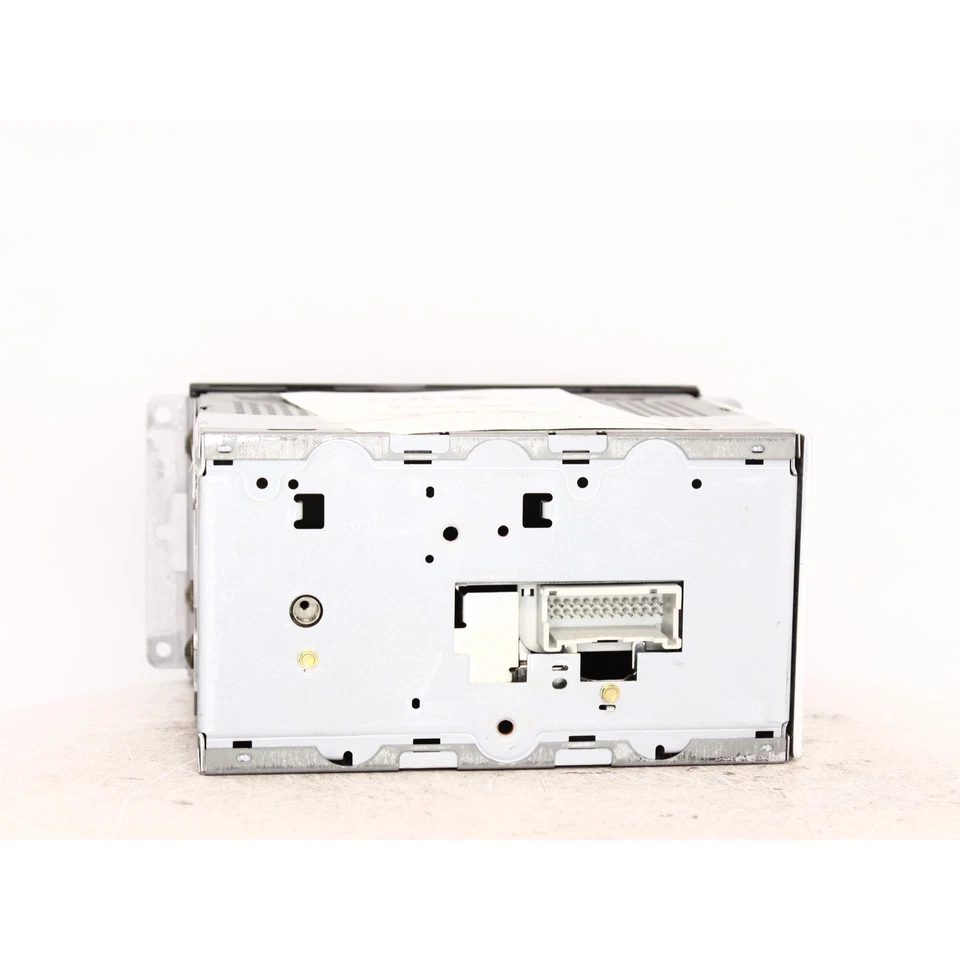 Chevrolet Metro 2001 receptor de radio número de pieza - 638-01239A usado Foto 3 de 4