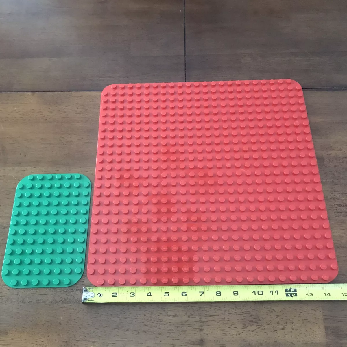 LEGO DUPLO RED Base Plate Large 15x15 24x 24 Pegs + Mini Green Baseplate  Mat