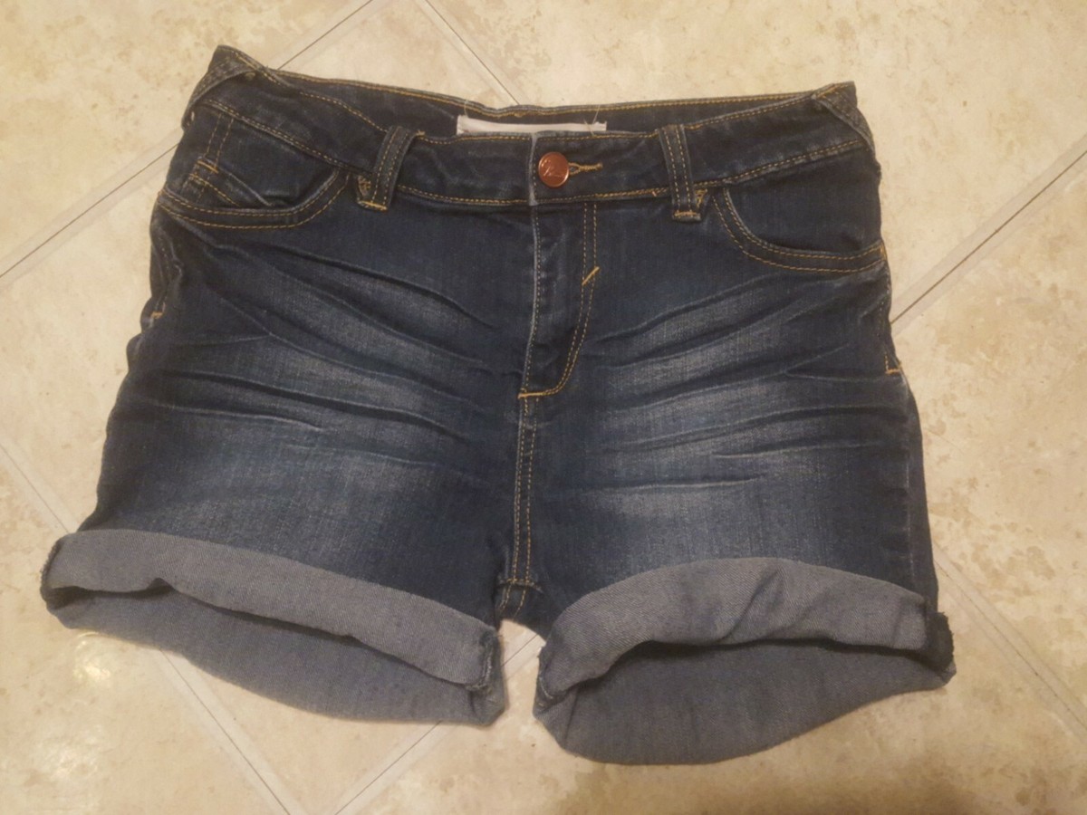 SHEIN Girlism Shorts en jean délavé ample bleu clair à taille basse